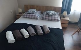 Czarna Owca- Pokoje Gościnne